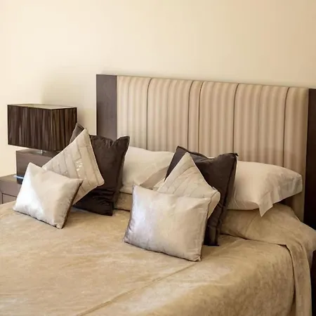 Amazing Villa In A Great Location With Facilities Villa *